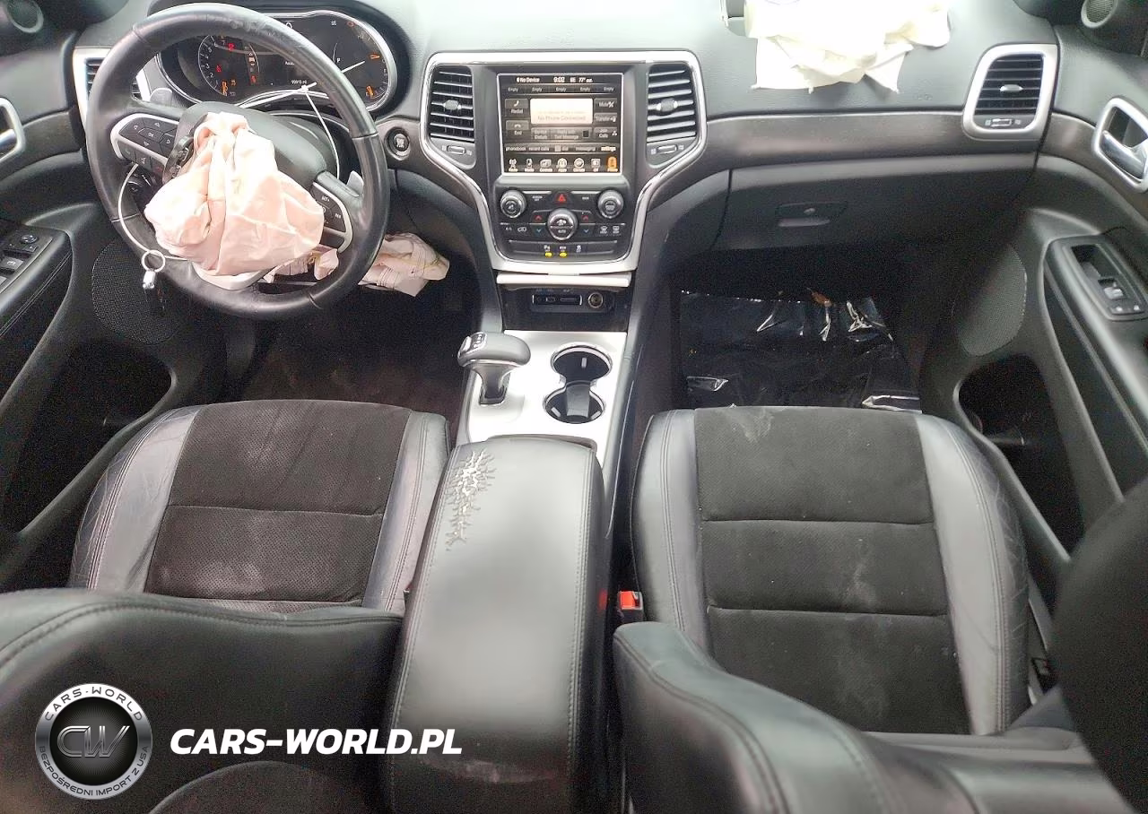 2015 Jeep Grand Cherokee Laredo VIN:1C4RJEAG3FC175041 - 8