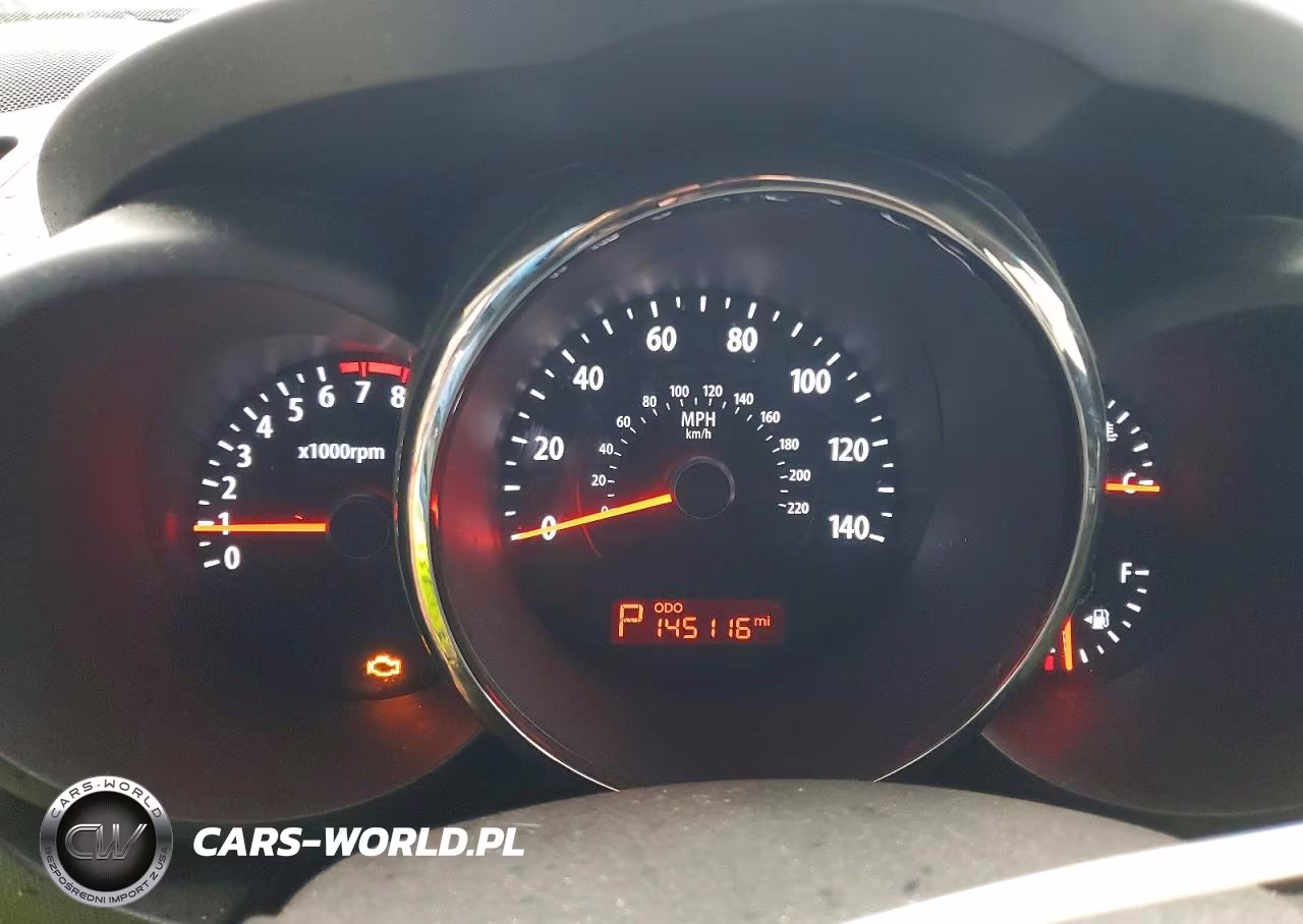 2010 Kia Soul + VIN:KNDJT2A21A7176071 - 9