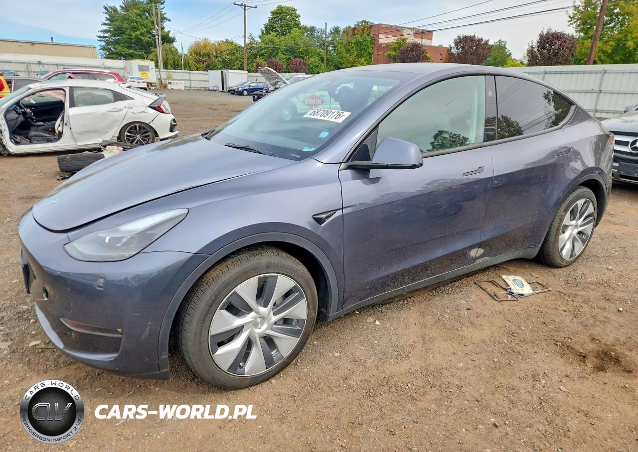 2023 Tesla Model Y – zdjęcie 1 z 12