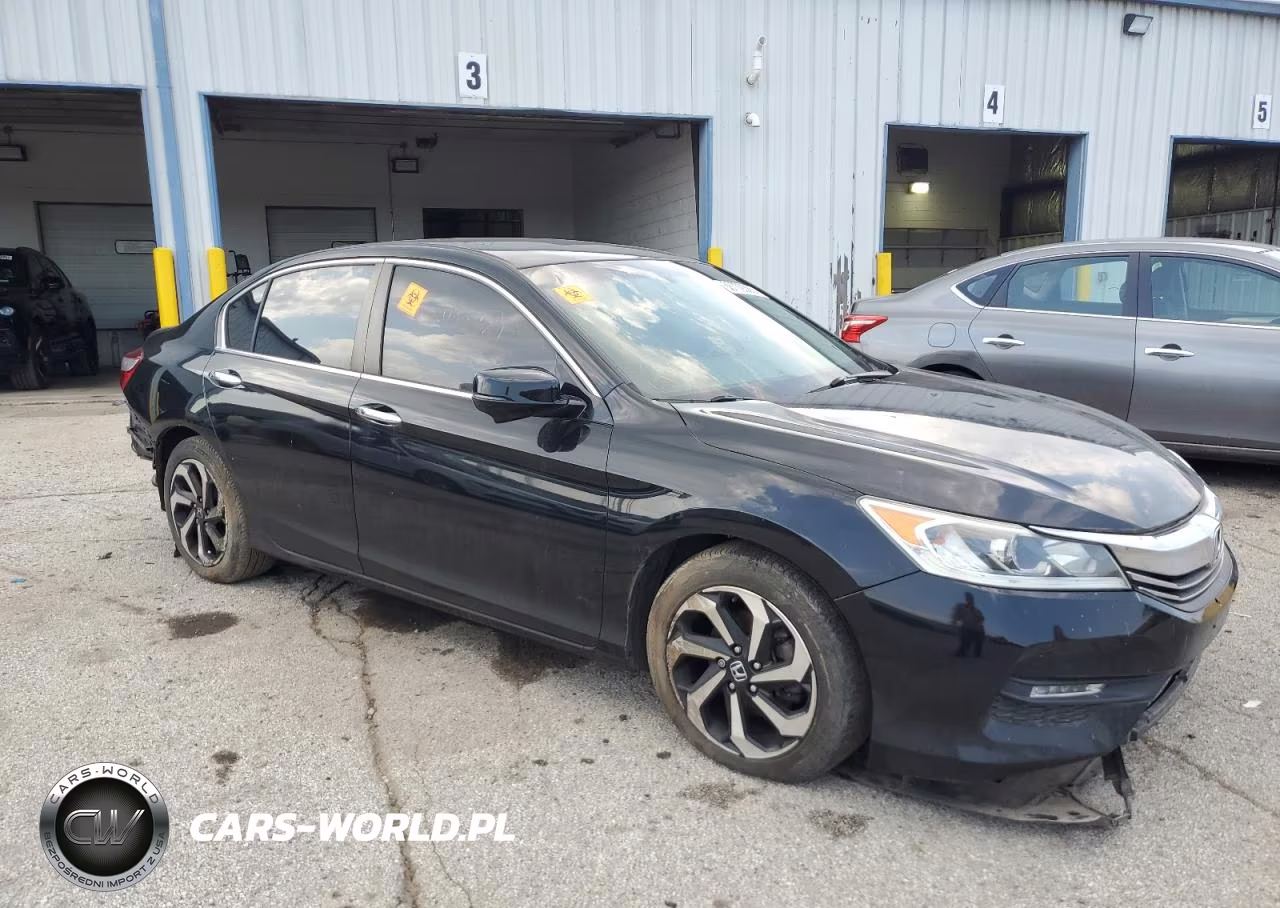 2017 Honda Accord Exl VIN:1HGCR2F84HA035806 - 4