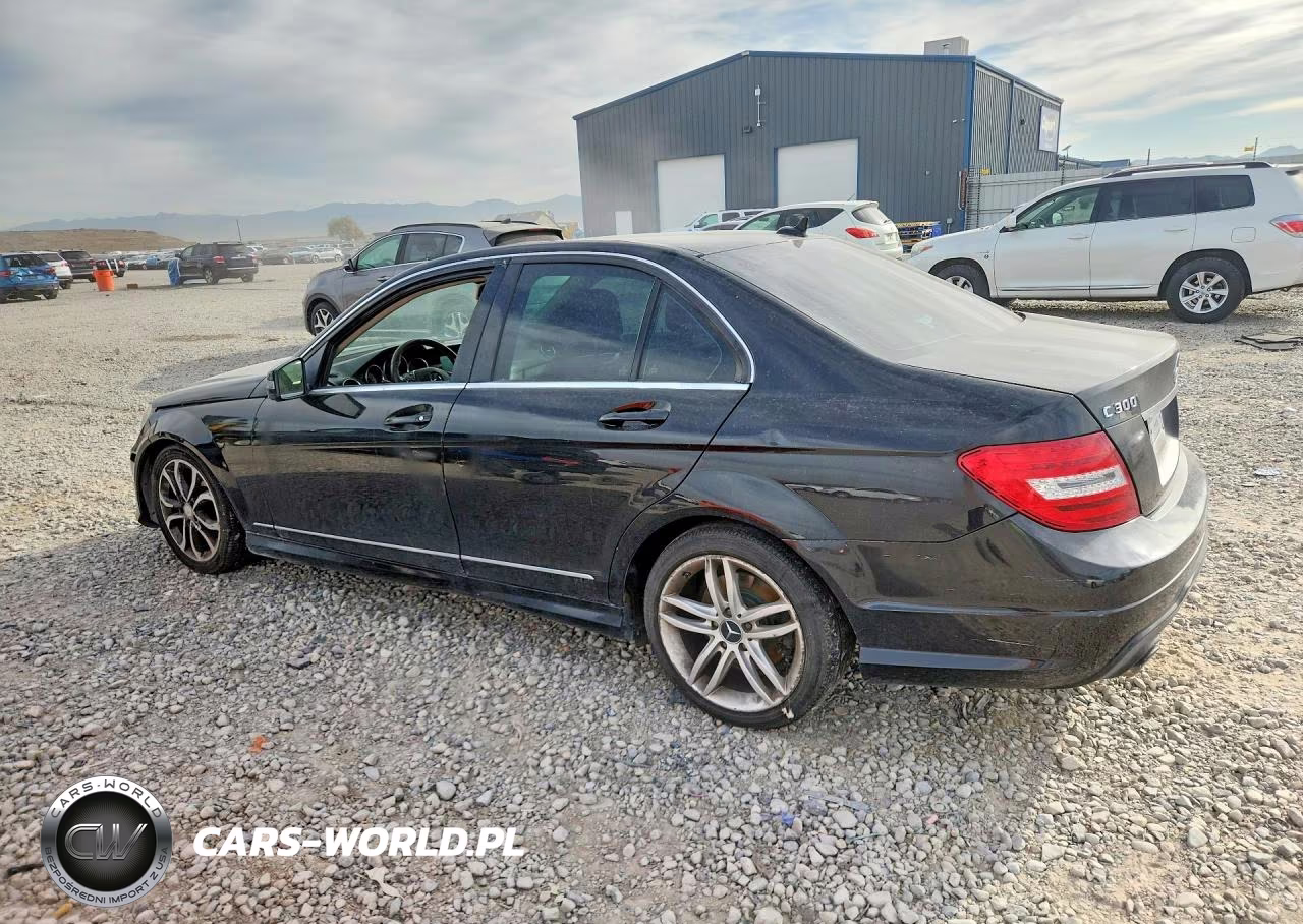 2012 Mercedes-Benz C 300 4Matic VIN:WDDGF8BB1CR239525 - 2