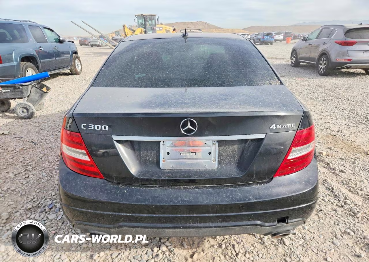 2012 Mercedes-Benz C 300 4Matic VIN:WDDGF8BB1CR239525 - 6
