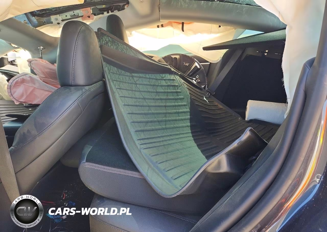 2025 Tesla Model 3 VIN:5YJ3E1EA7SF917074 - 10