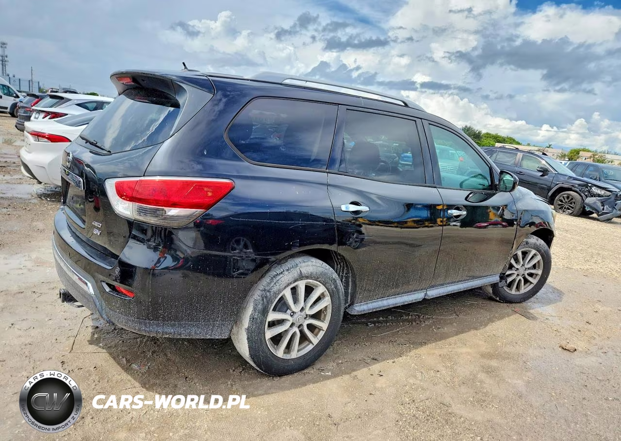 2015 Nissan Pathfinder S VIN:5N1AR2MN2FC617785 - 3