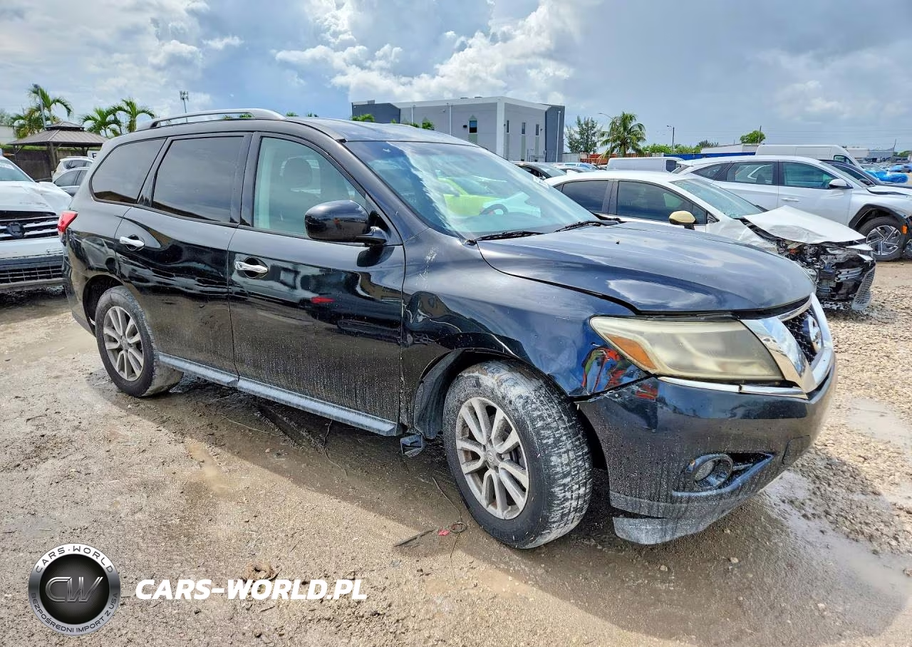 2015 Nissan Pathfinder S VIN:5N1AR2MN2FC617785 - 4