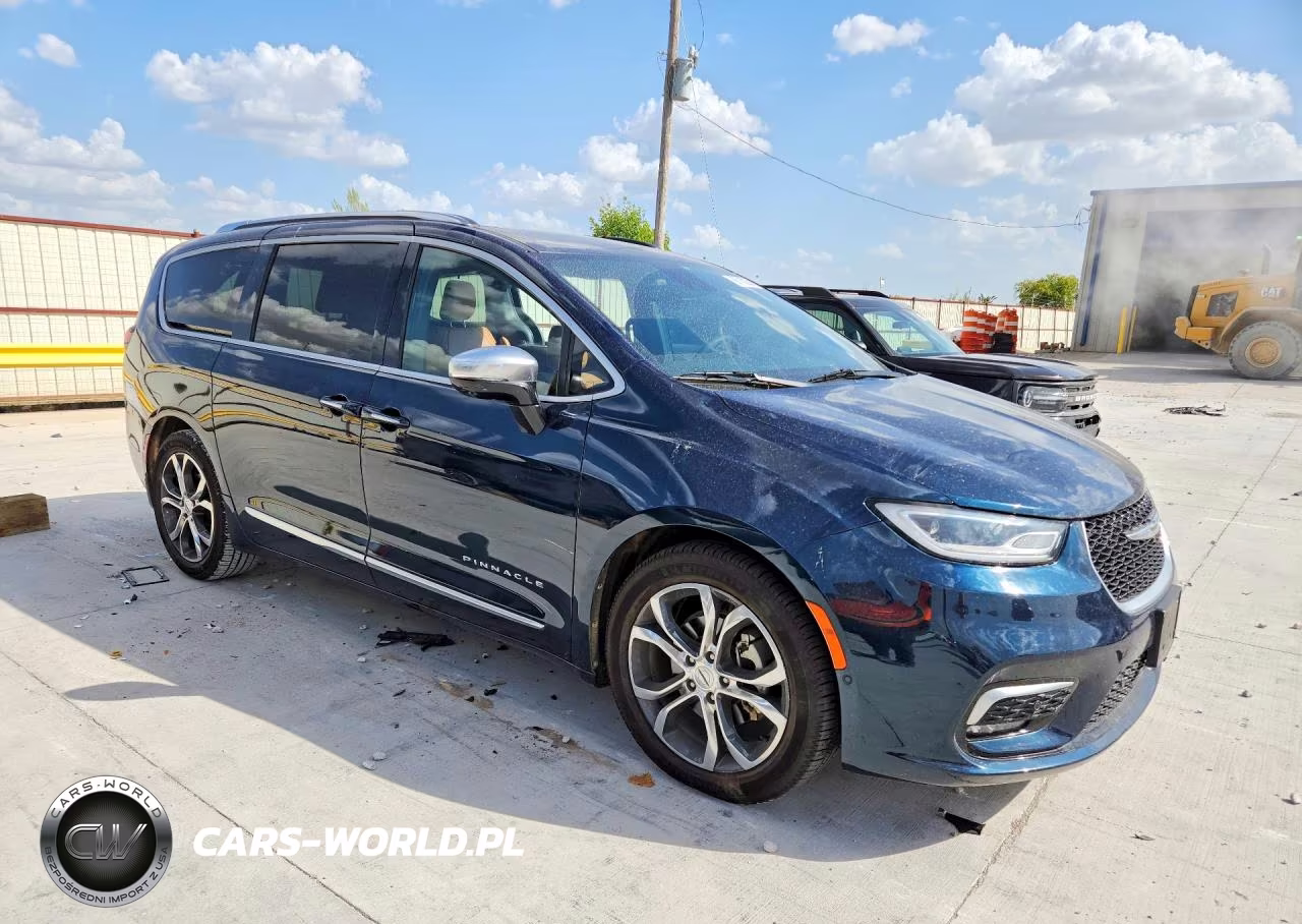 2023 Chrysler Pacifica Pinnacle VIN:2C4RC1PG7PR501040 - 4
