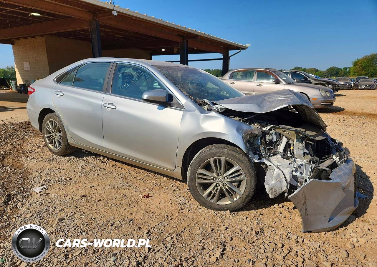 2017 Toyota Camry Se VIN:4T1BF1FK9HU349339 - 4