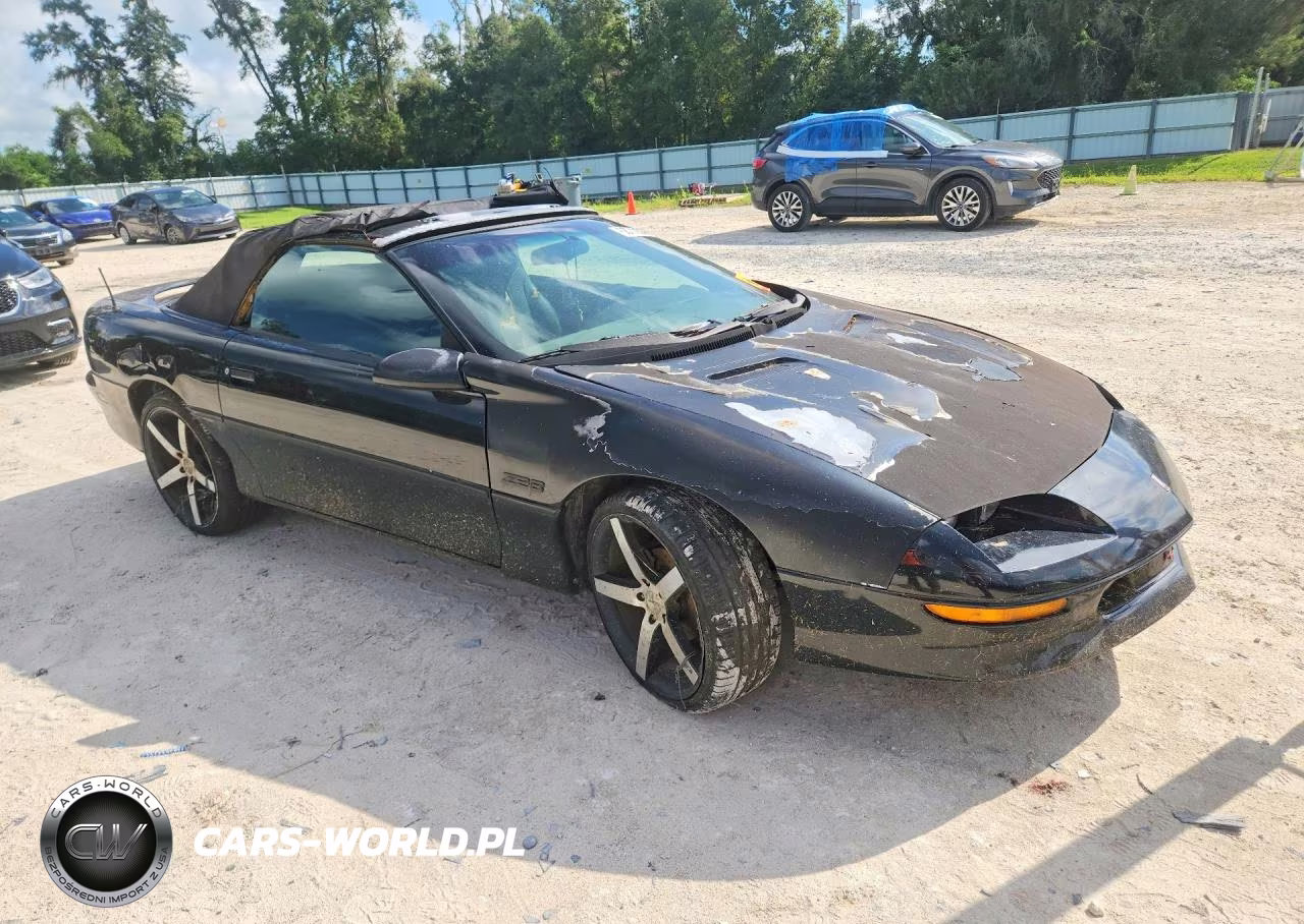1995 Chevrolet Camaro Z28 VIN:2G1FP32P1S2209730 - 4
