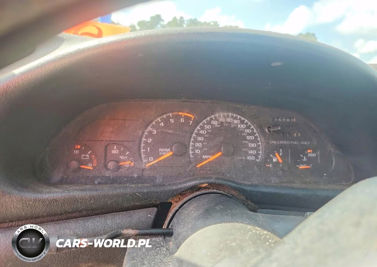 1995 Chevrolet Camaro Z28 VIN:2G1FP32P1S2209730 - 9