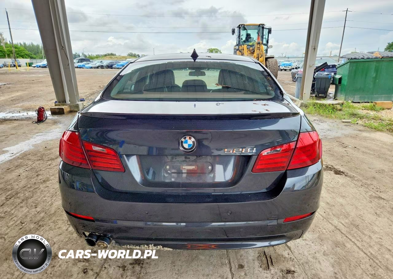 2013 BMW 528 I VIN:WBAXG5C56DD229342 - 6