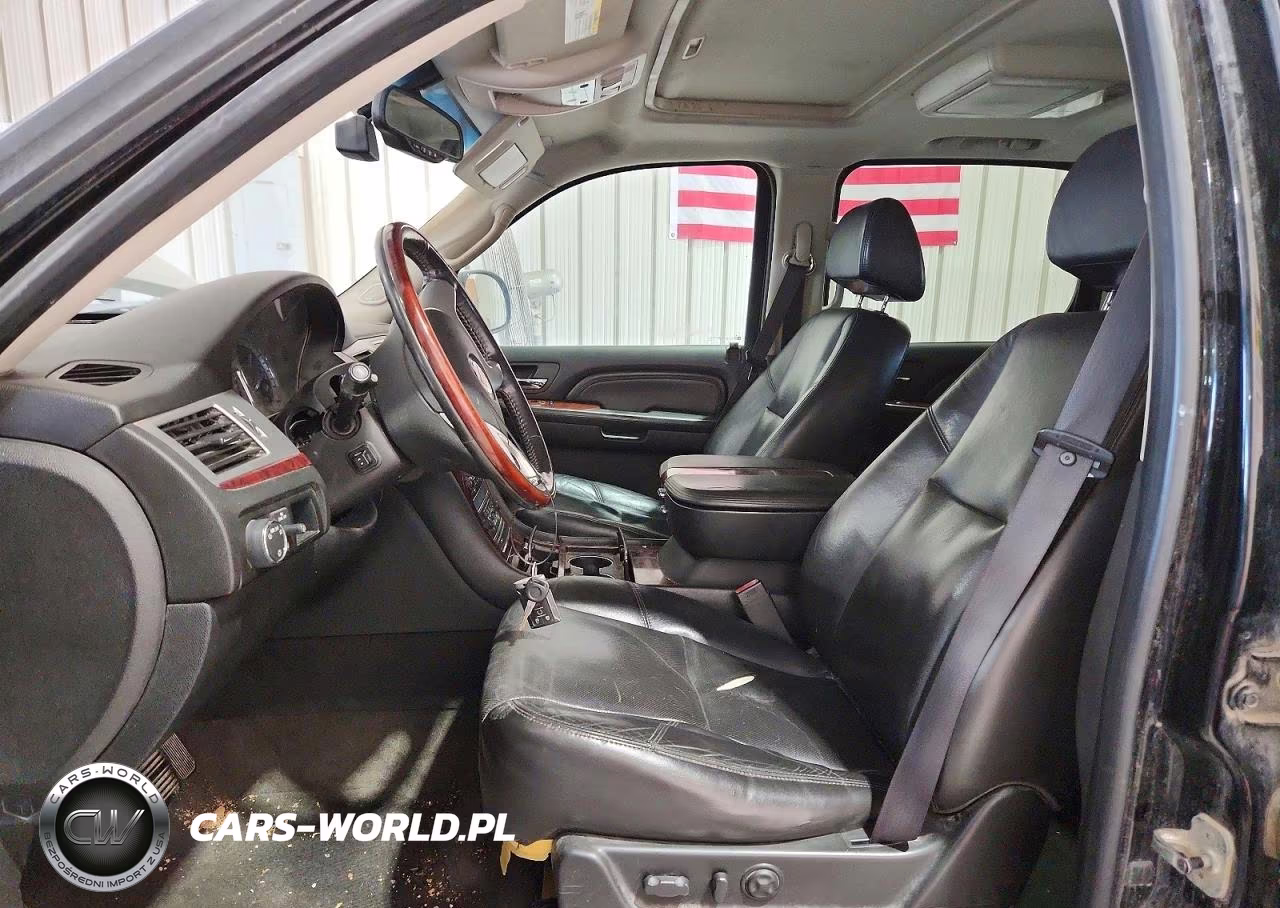 2009 Cadillac Escalade Esv Luxury VIN:1GYFK26299R143475 - 7