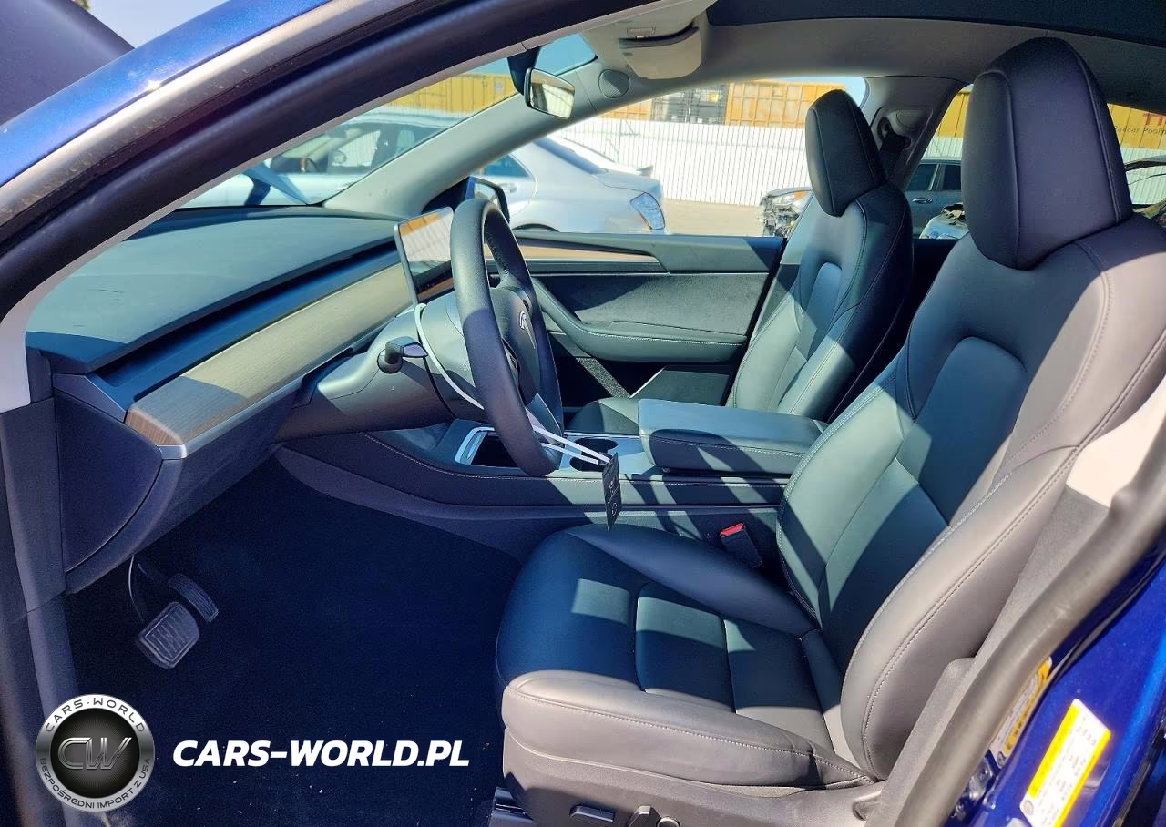 2023 Tesla Model Y VIN:7SAYGDEE7PA029730 - 7