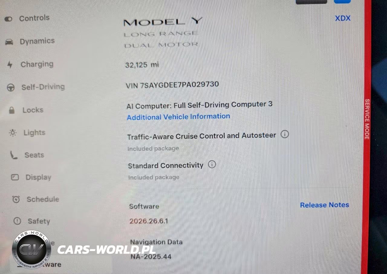 2023 Tesla Model Y VIN:7SAYGDEE7PA029730 - 9