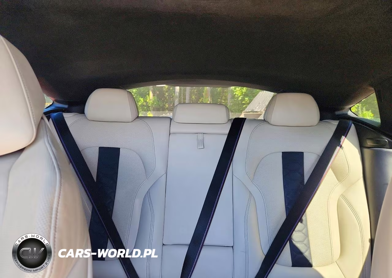 2020 BMW X6 M VIN:5YMCY0C01L9B05643 - 10