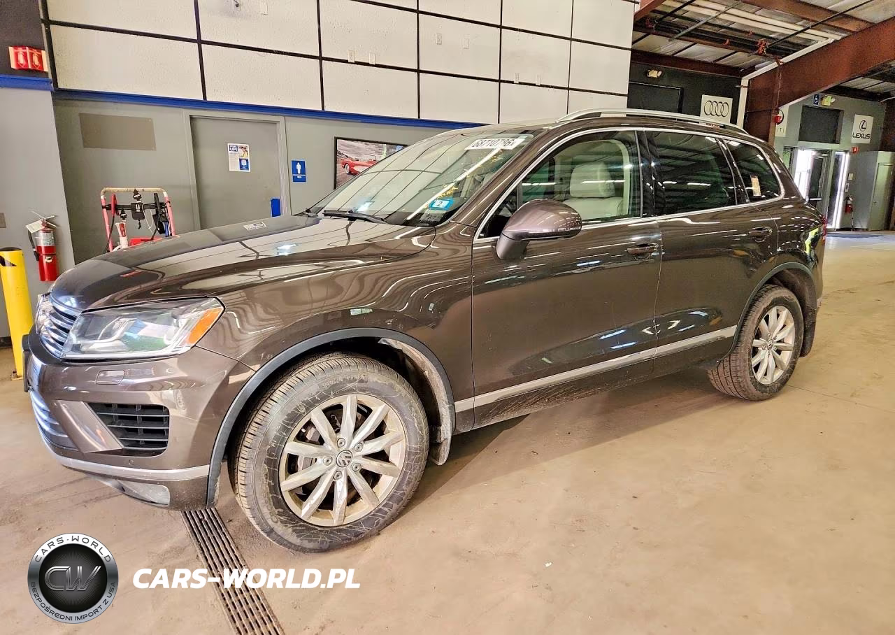2016 Volkswagen Touareg Sport