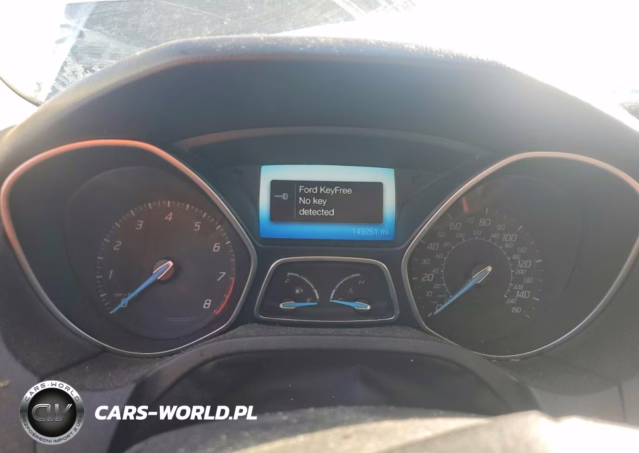 2012 Ford Focus Titanium VIN:1FAHP3J21CL365473 - 9