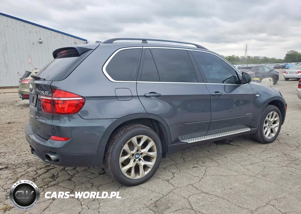 2013 BMW X5 xDrive35I VIN:5UXZV4C5XD0G52770 - 3