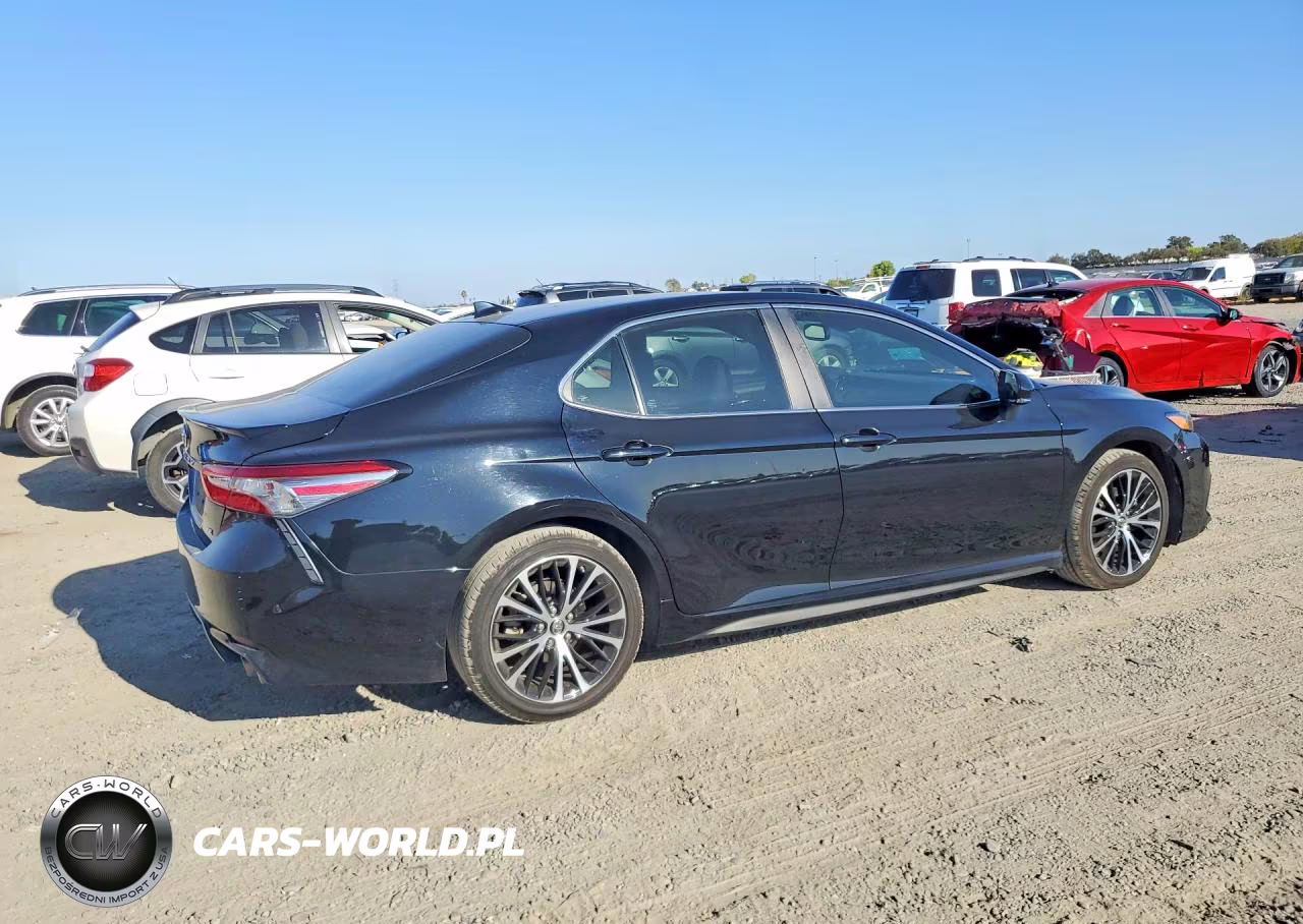 2019 Toyota Camry Se VIN:4T1B11HK5KU746923 - 3