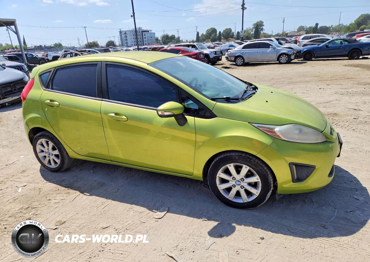 2013 Ford Fiesta Se VIN:3FADP4EJ4DM177858 - 4