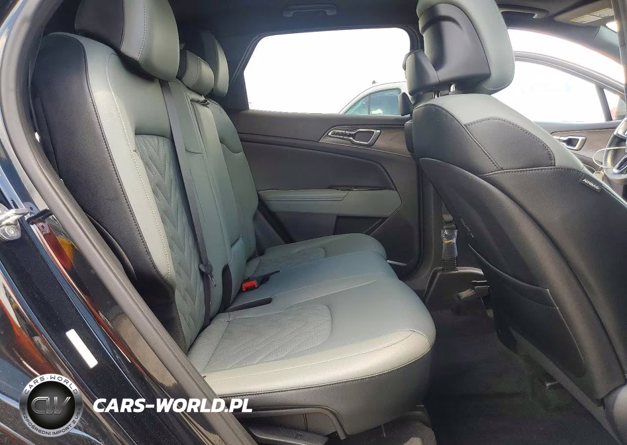2023 Kia Sportage X Line VIN:5XYK6CAFXPG114507 - 11