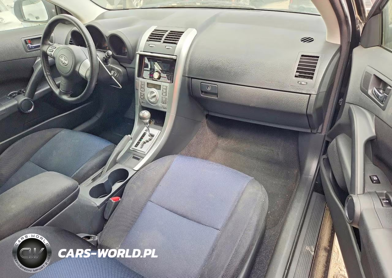 2007 Toyota Scion Tc VIN:JTKDE167X70189482 - 8