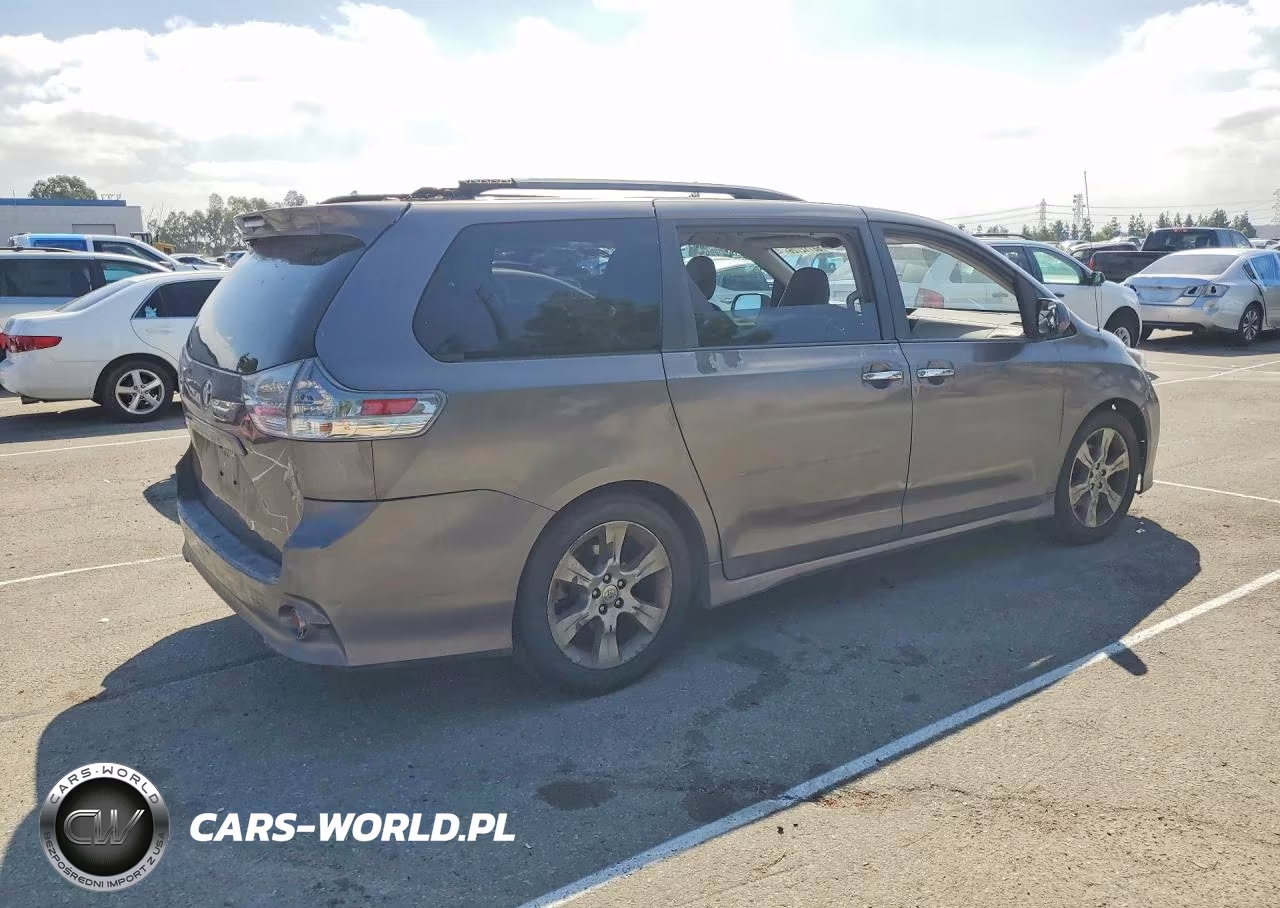 2014 Toyota Sienna Sport VIN:5TDXK3DC4ES412280 - 3