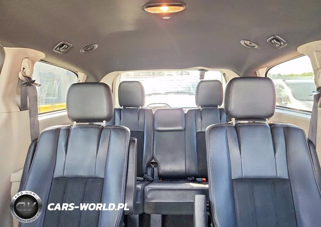 2019 Dodge Grand Caravan Sxt VIN:2C4RDGCG1KR735544 - 10
