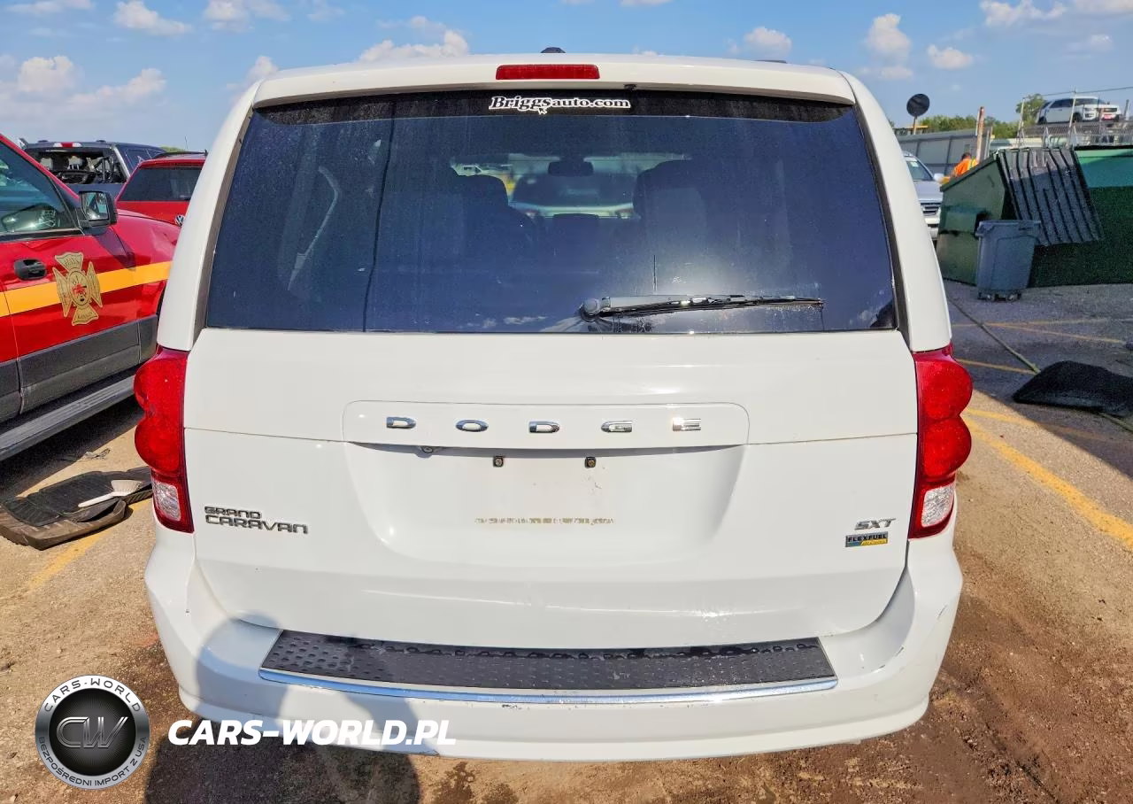 2019 Dodge Grand Caravan Sxt VIN:2C4RDGCG1KR735544 - 6