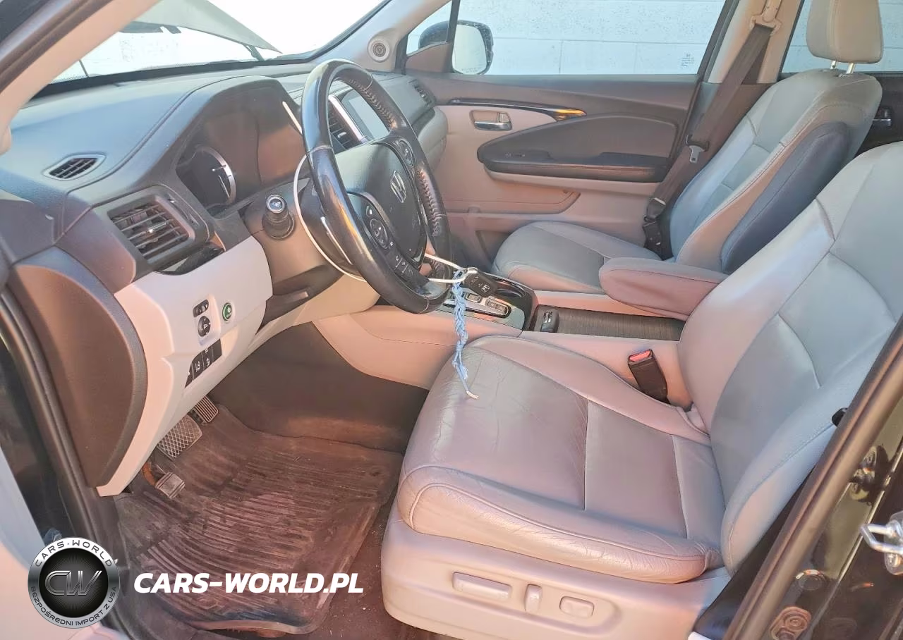 2016 Honda Pilot Touring VIN:5FNYF6H9XGB037656 - 7