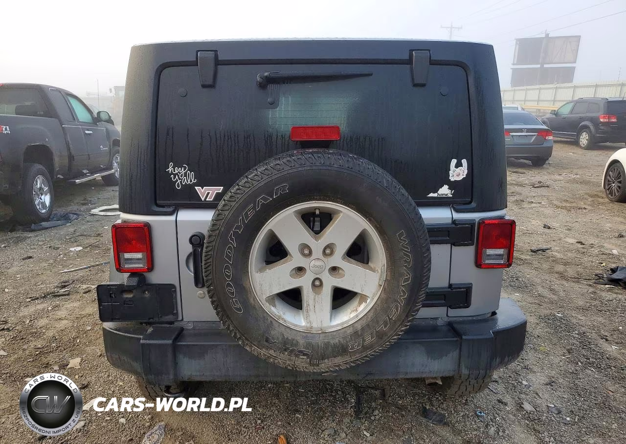 2018 Jeep Wrangler Unlimited Sport VIN:1C4BJWDG0JL842630 - 6