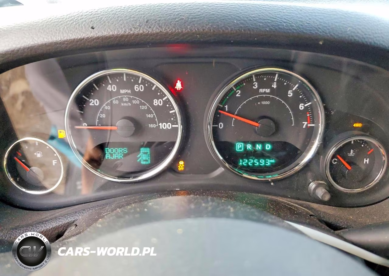 2018 Jeep Wrangler Unlimited Sport VIN:1C4BJWDG0JL842630 - 9