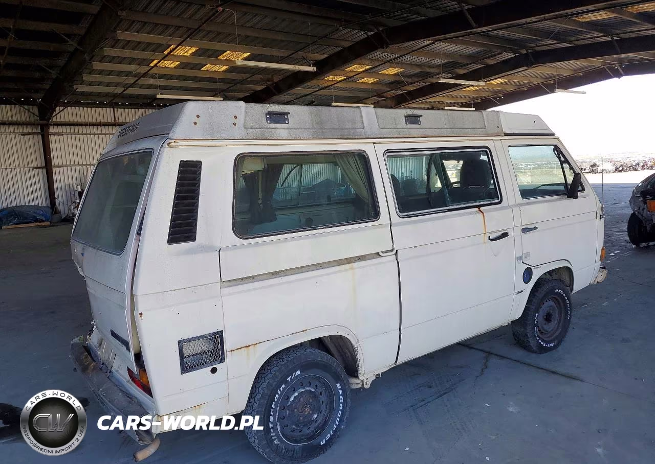 1982 Volkswagen Vanagon Campmobile VIN:WV2ZA0250CH048666 - 3