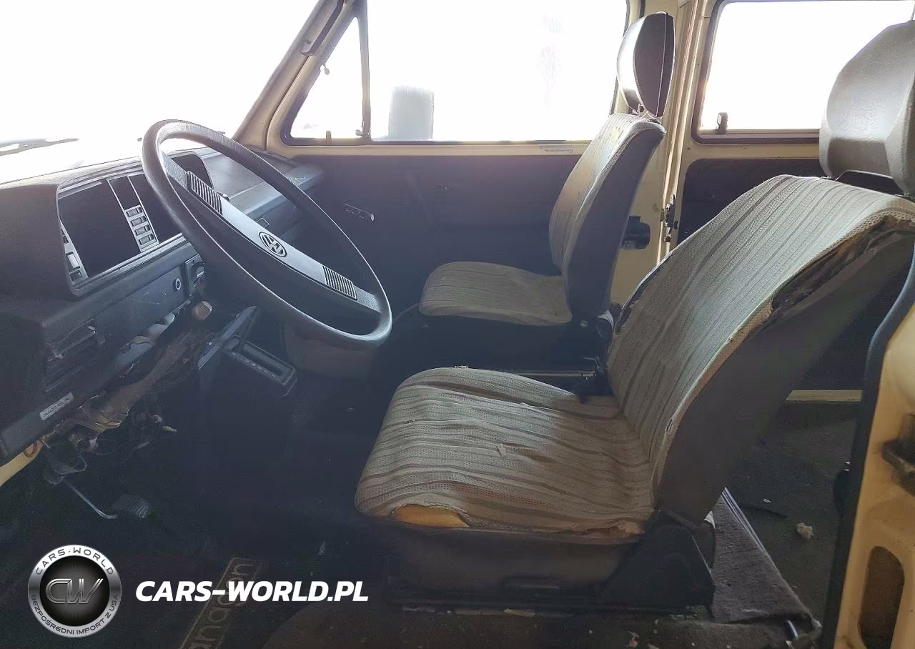 1982 Volkswagen Vanagon Campmobile VIN:WV2ZA0250CH048666 - 7