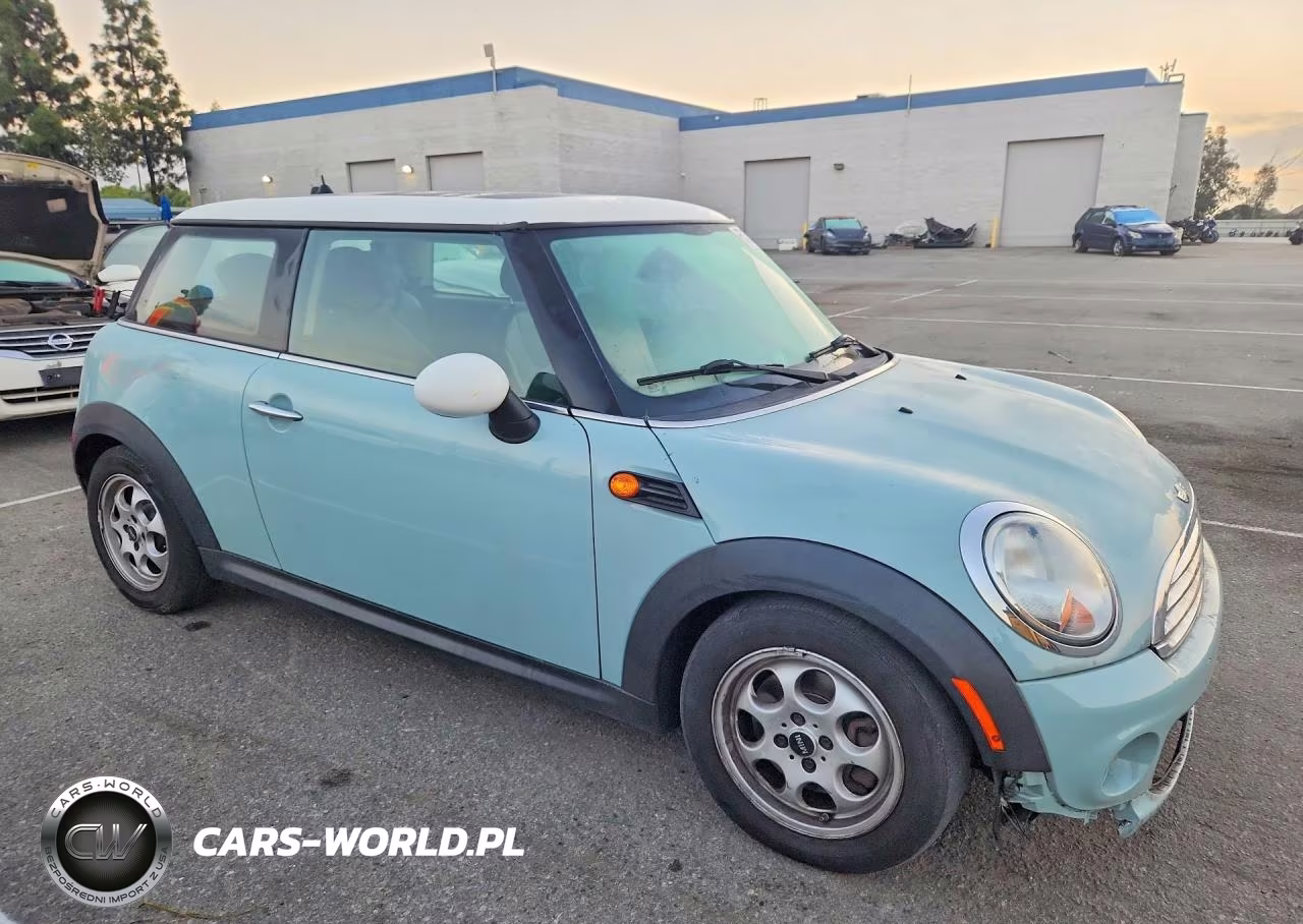 2012 Mini Cooper VIN:WMWSU3C5XCT255793 - 4