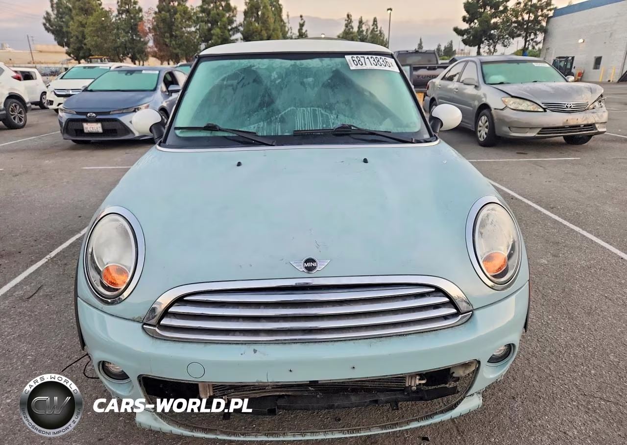 2012 Mini Cooper VIN:WMWSU3C5XCT255793 - 5