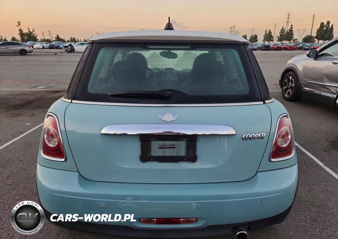 2012 Mini Cooper VIN:WMWSU3C5XCT255793 - 6