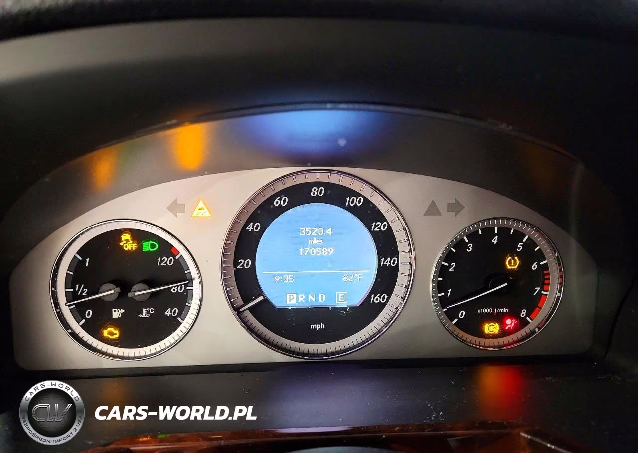 2011 Mercedes-Benz Glk 350 VIN:WDCGG5GB8BF577626 - 9
