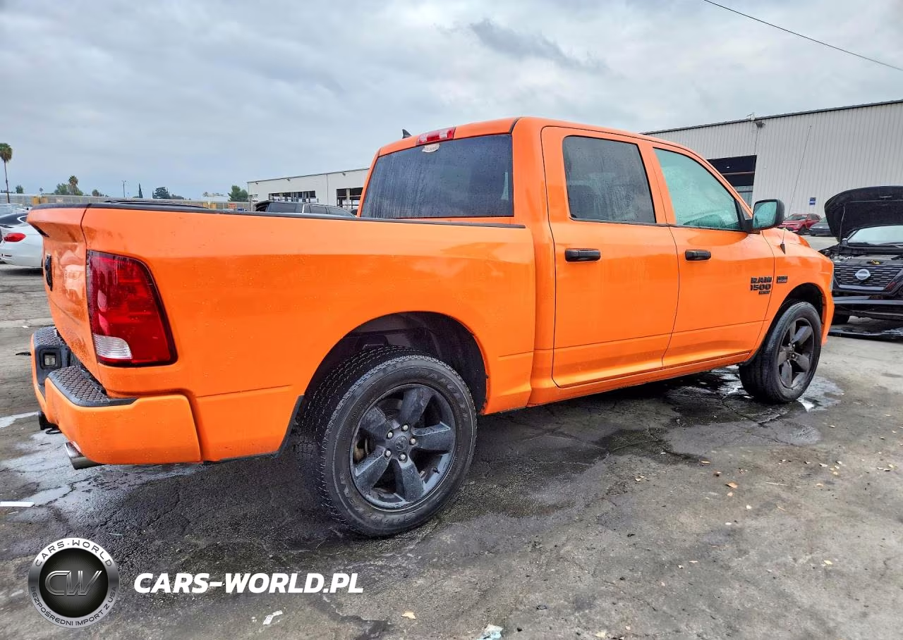 2019 Ram 1500 Classic Tradesman VIN:1C6RR6KT1KS622614 - 3