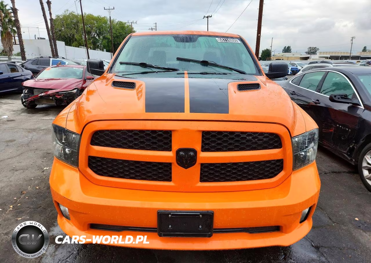 2019 Ram 1500 Classic Tradesman VIN:1C6RR6KT1KS622614 - 5