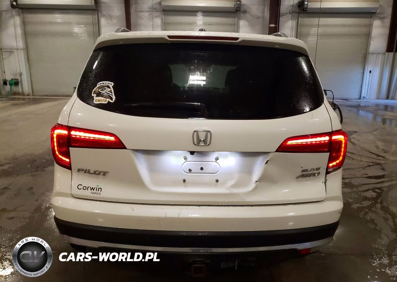 2017 Honda Pilot Elite VIN:5FNYF6H07HB053459 - 6