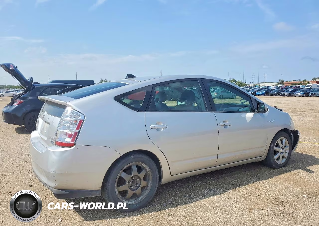 2007 Toyota Prius Touring VIN:JTDKB20UX73256818 - 3