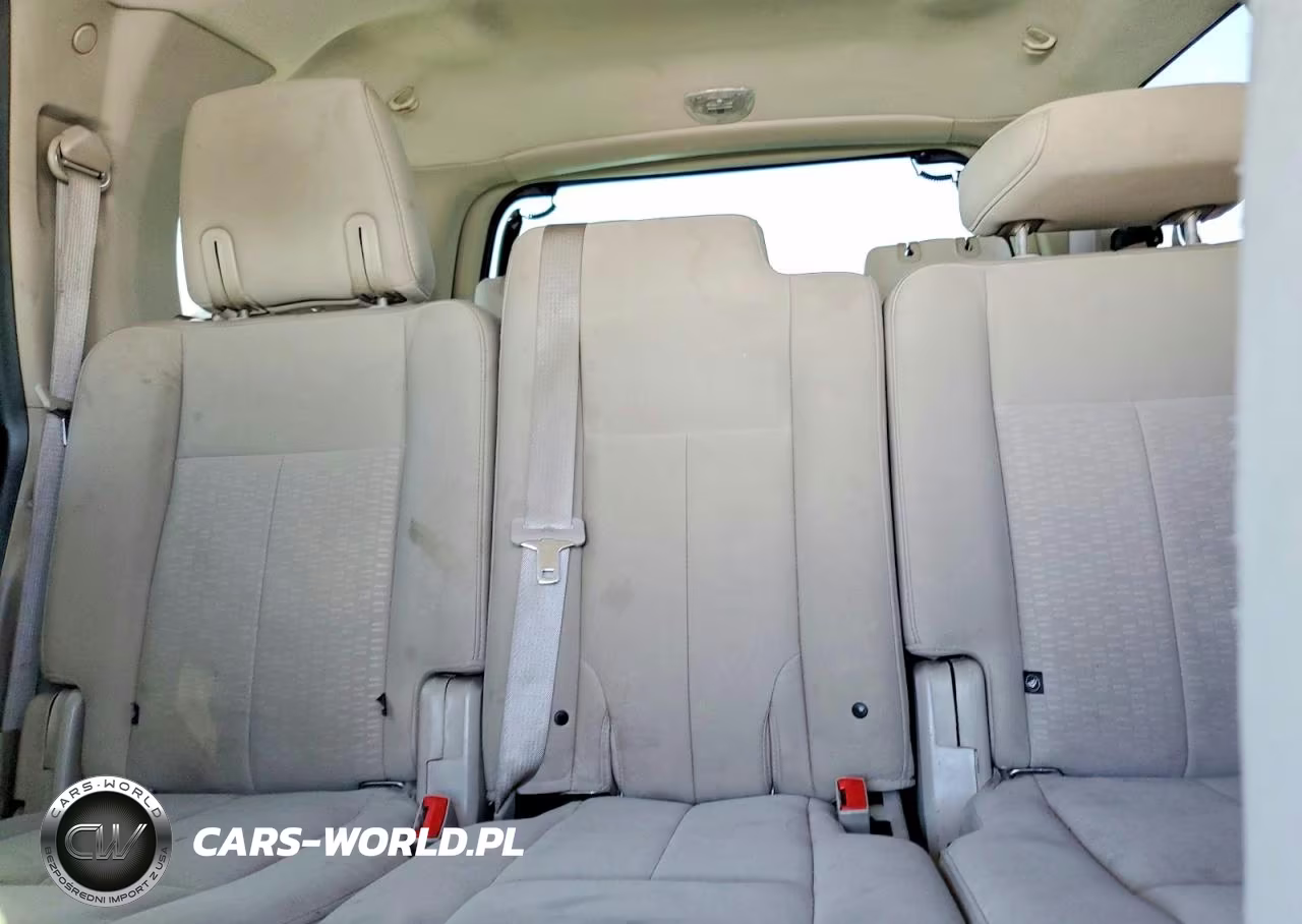 2012 Ford Expedition Xlt VIN:1FMJU1J57CEF54860 - 10