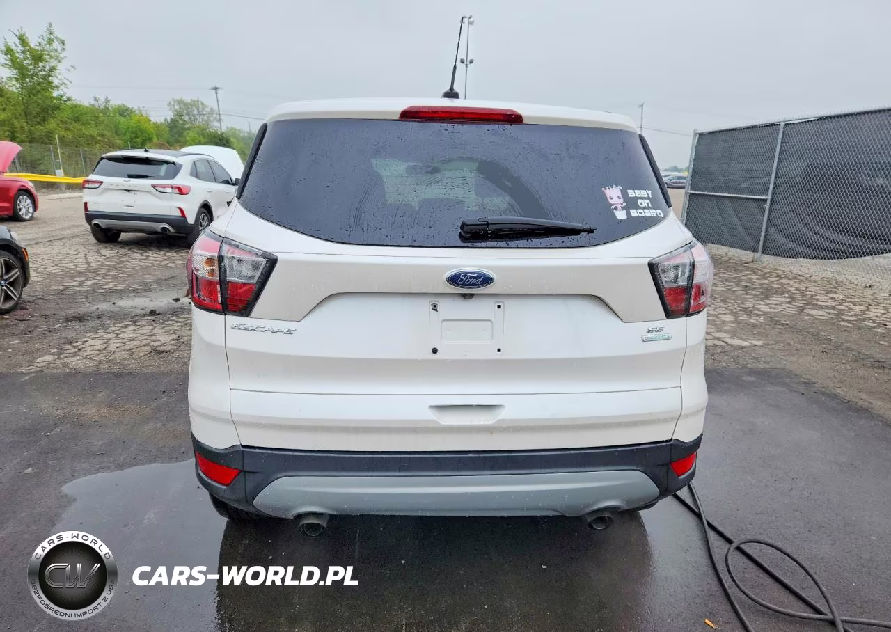 2017 Ford Escape Se VIN:1FMCU0GD1HUB54453 - 6