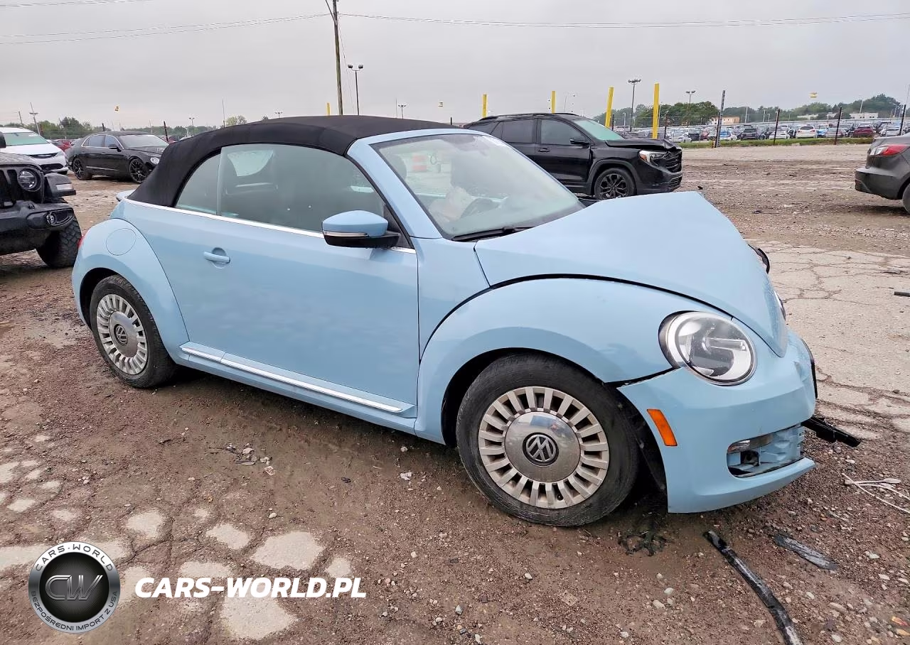 2014 Volkswagen Beetle VIN:3VW5P7AT7EM806177 - 4