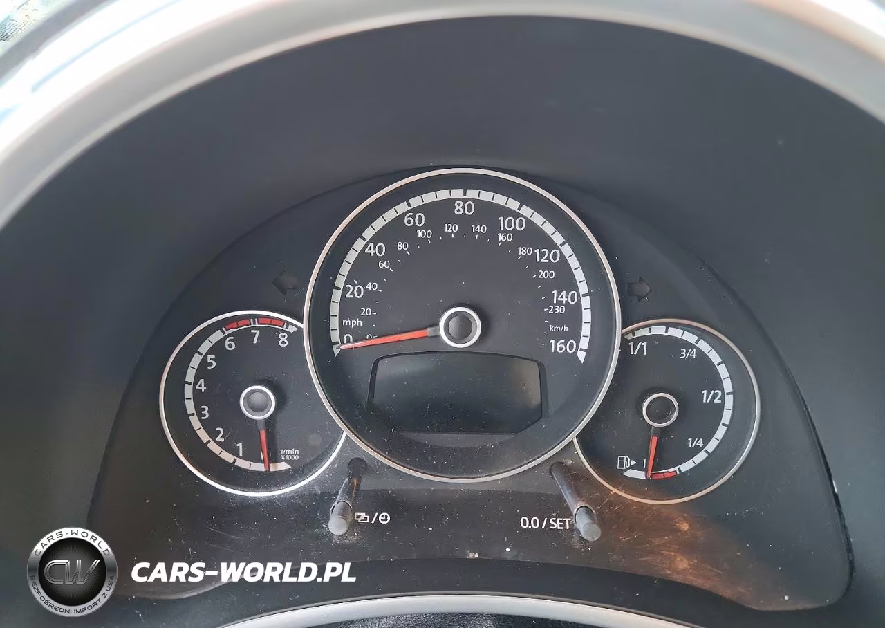 2014 Volkswagen Beetle VIN:3VW5P7AT7EM806177 - 9