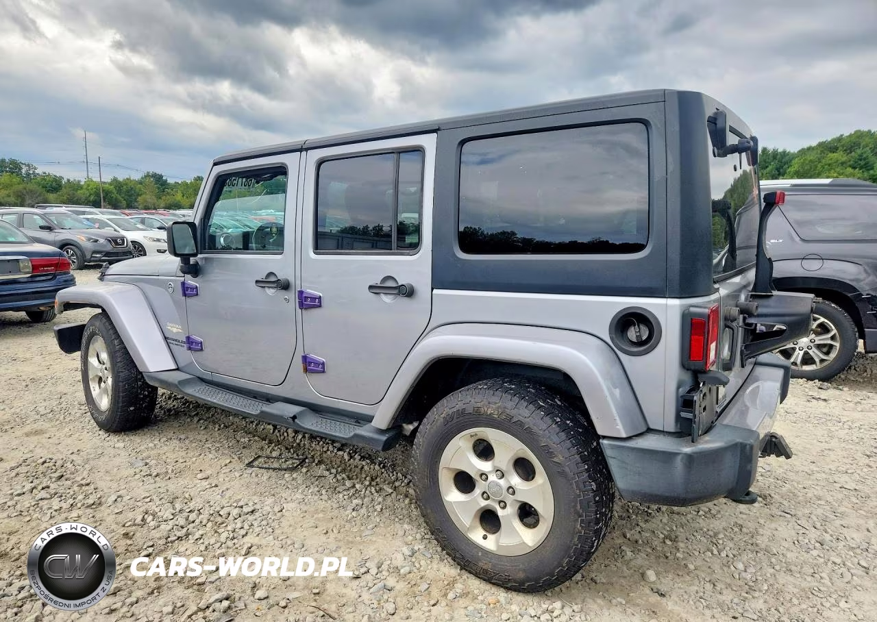 2015 Jeep Wrangler Unlimited Sahara VIN:1C4BJWEG5FL626777 - 2