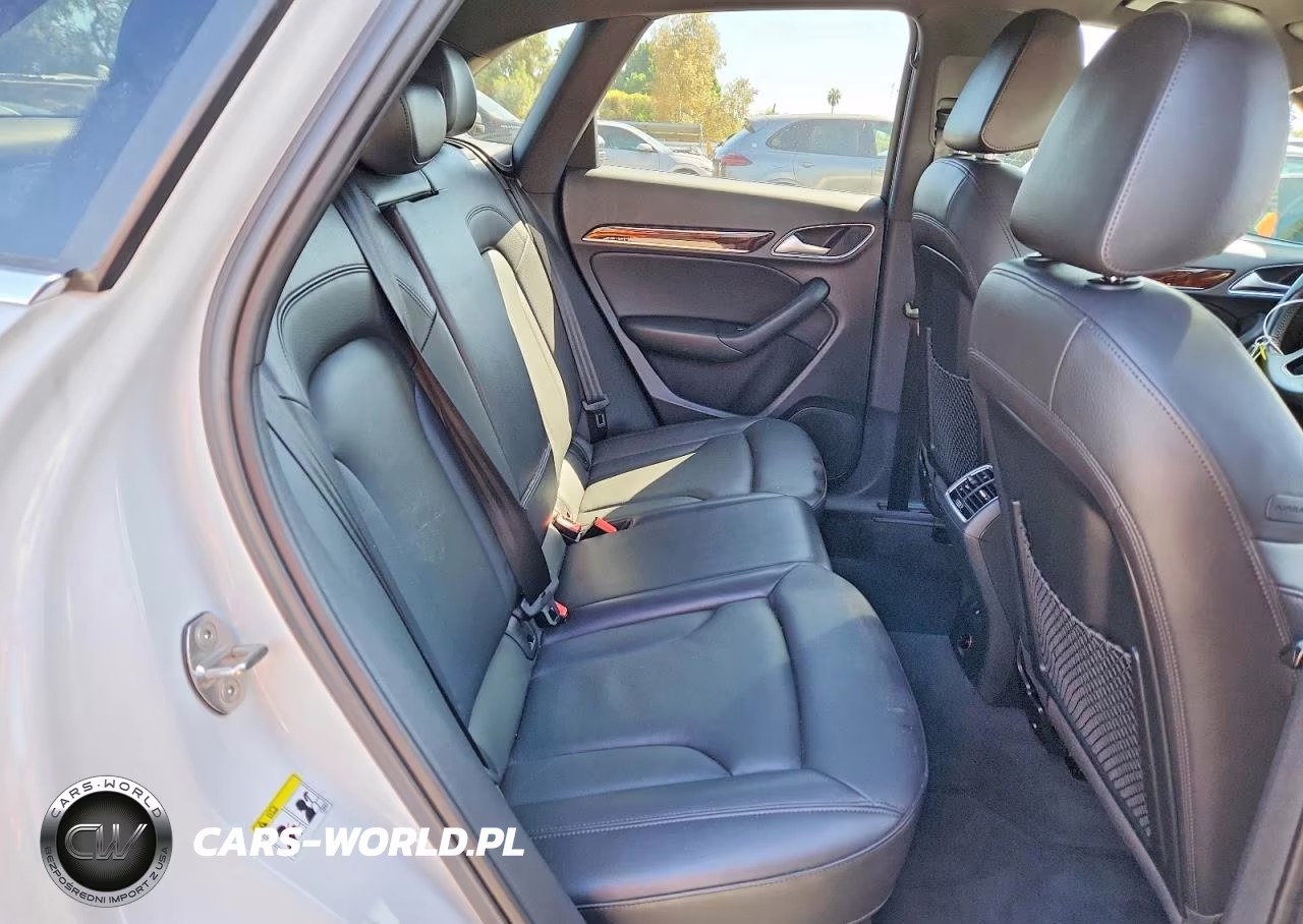 2018 Audi Q3 Premium Plus VIN:WA1JCCFS4JR009085 - 11