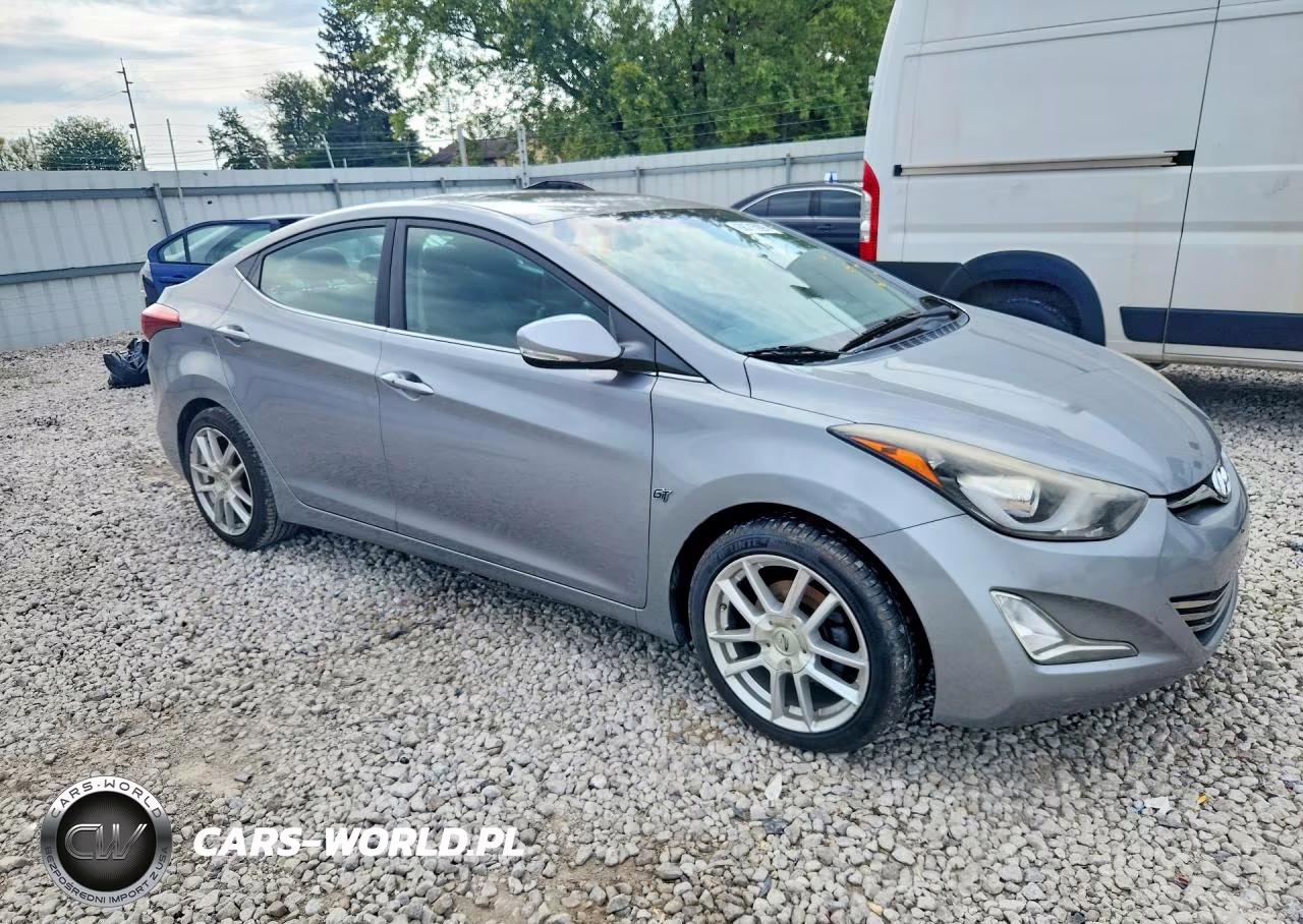 2015 Hyundai Elantra Sport VIN:KMHDH4AH9FU230252 - 4