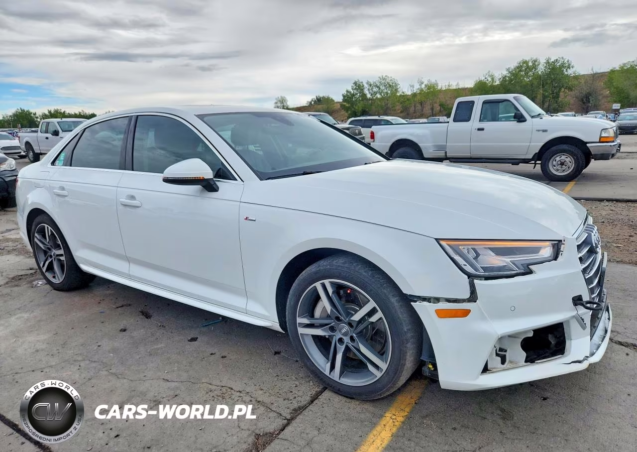 2018 Audi A4 Premium Plus VIN:WAUENAF48JN011076 - 4