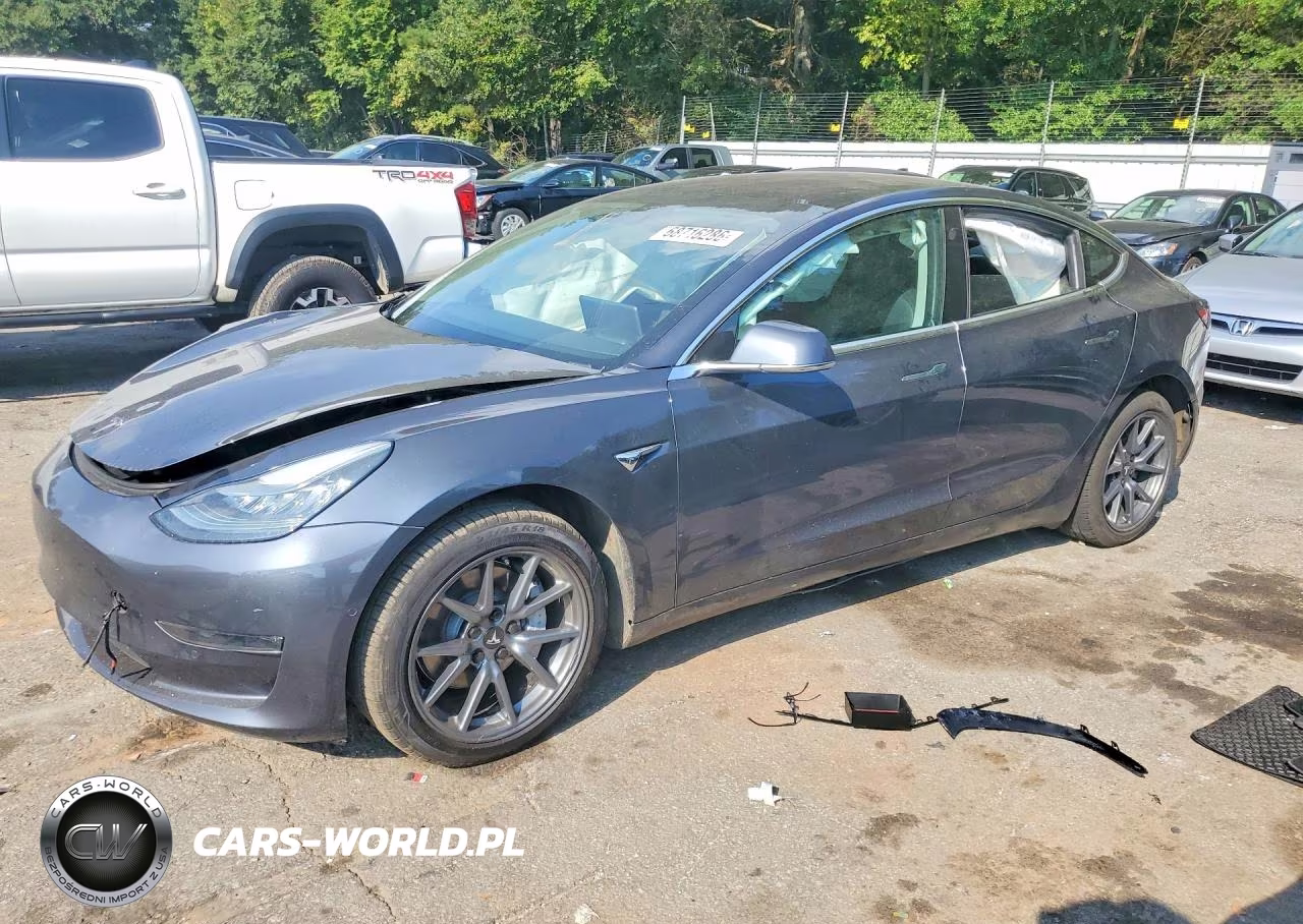 2018 Tesla Model 3 – zdjęcie 1 z 12